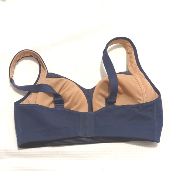 Lululemon Ta Ta Tamer Sports Bra Navy - Picture 4 of 5